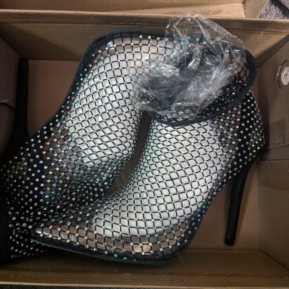 High heel shoes